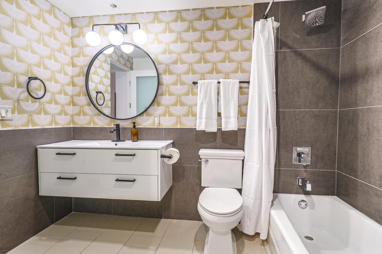 Appartamento Stunning 1 Bdr 1 Bth, Pool, Jacuzzi Los Angeles Esterno foto