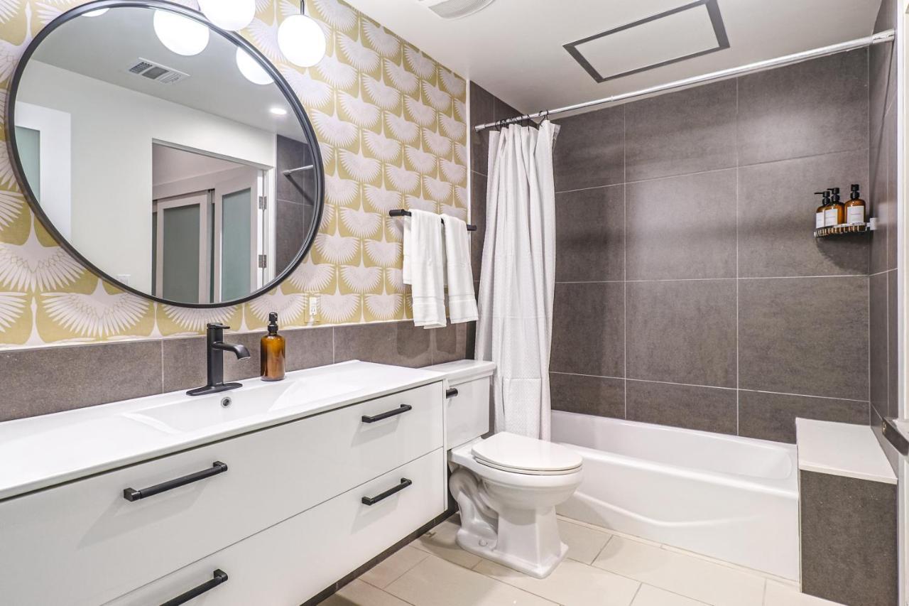 Appartamento Stunning 1 Bdr 1 Bth, Pool, Jacuzzi Los Angeles Esterno foto