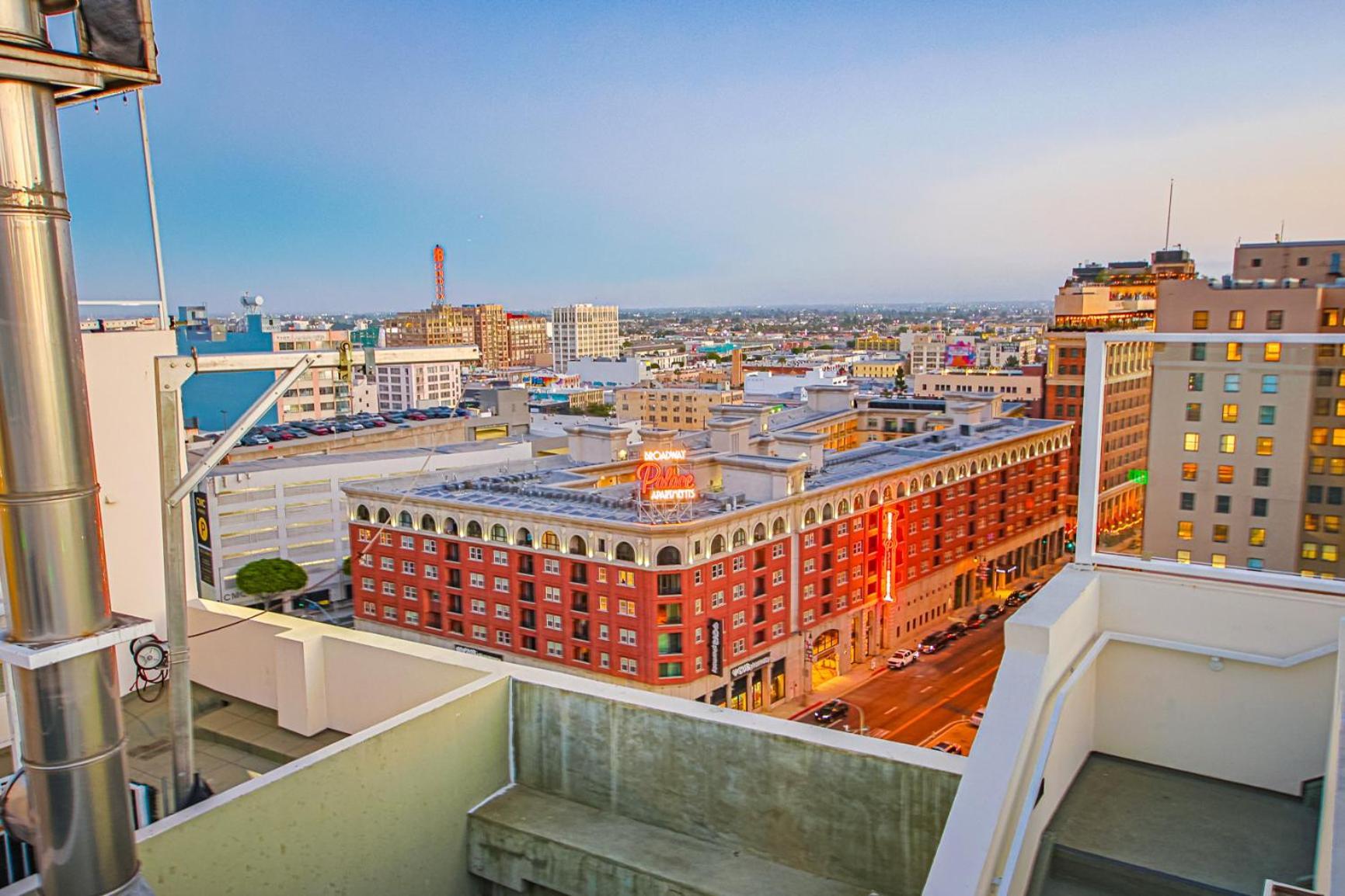 Appartamento Stunning 1 Bdr 1 Bth, Pool, Jacuzzi Los Angeles Esterno foto